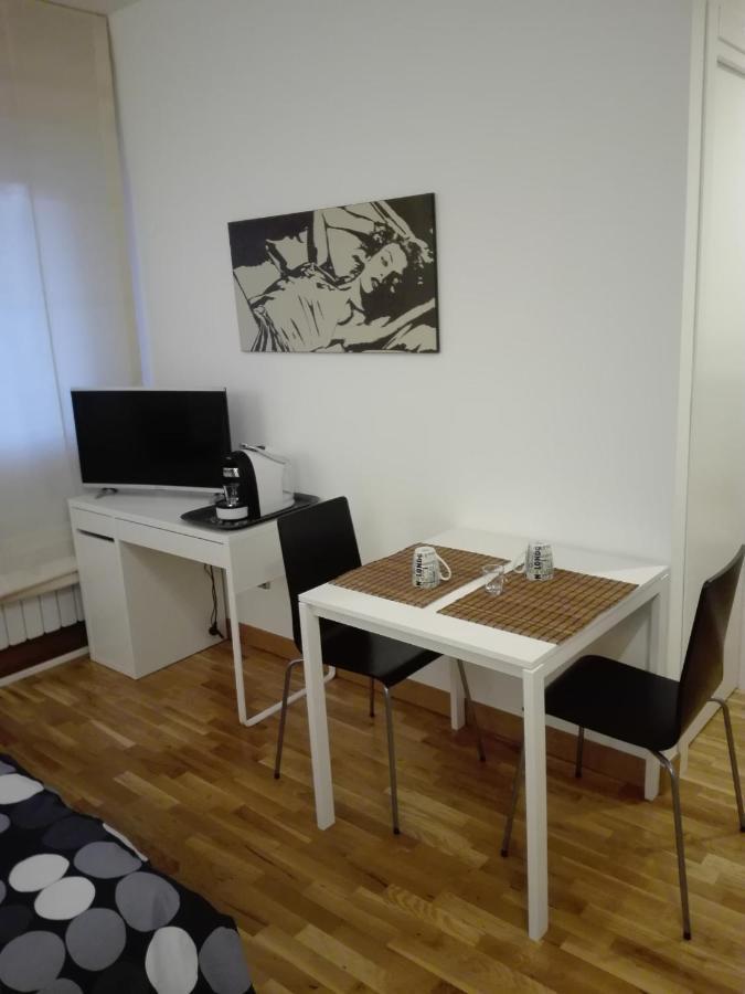B&B Stazione Latina Sermoneta Dış mekan fotoğraf